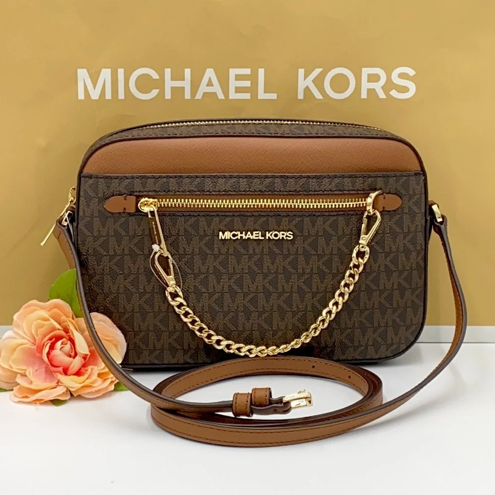 MICHAEL KORS LG EW ZP CHAIN XBODY BROWN SIGNATURE
